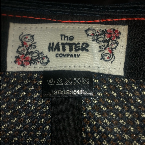 The Hatter Co Pleated Straw Band Fedora - Picture 6 of 9